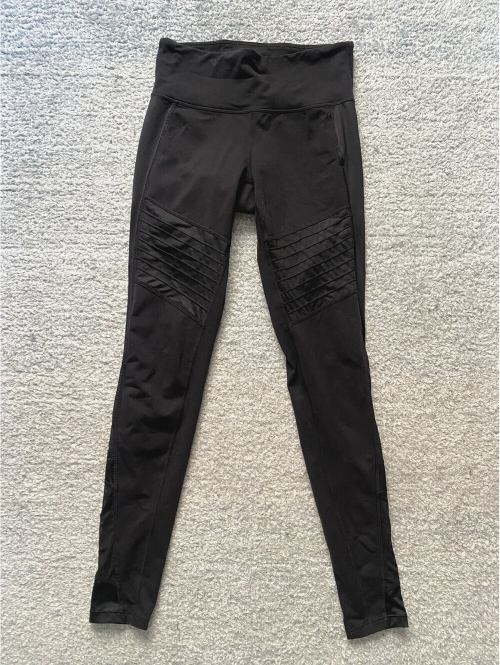 Athleta XS Moto-vating Black Mesh Leggings Activewear Gym Workout - Picture 2 of 7